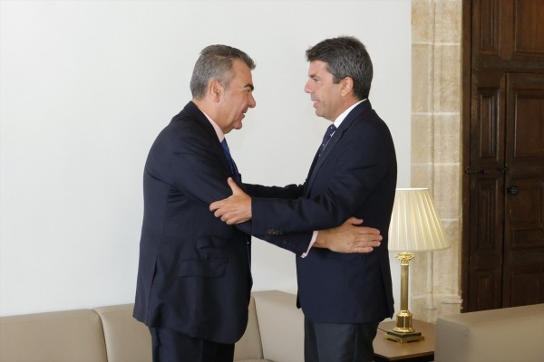Carlos Mazón se reúne con Air Nostrum e Iryo en su ronda de reuniones empresariales