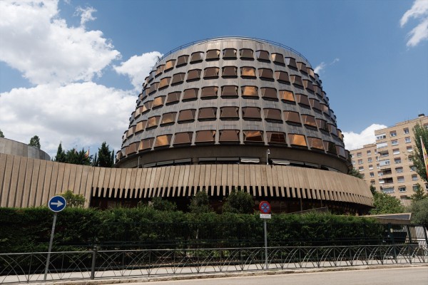 El Constitucional declara nulos dos puntos de la ley valenciana sobre el fondo de cooperación