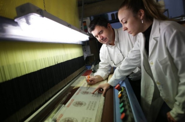 La UPV impartirá su primer grado universitario con formación dual orientado a la industria textil