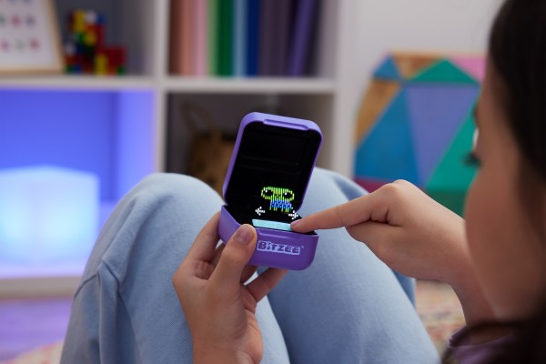 Spin Master revoluciona el sector de las mascotas virtuales con el lanzamiento de Bitzee