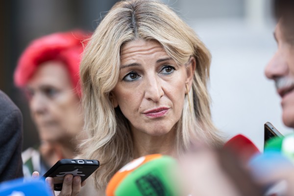 Díaz insiste en controlar márgenes empresariales y subir los salarios tras la subida del IPC al 3,5%
