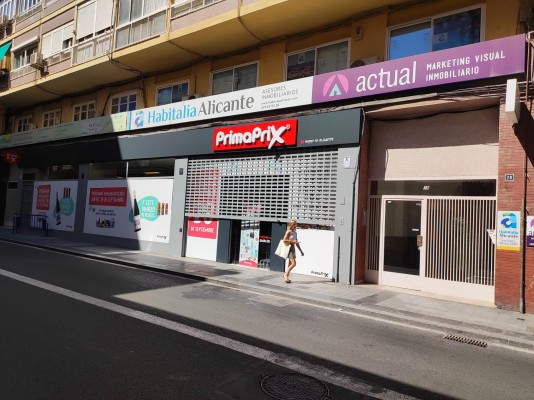 La tienda 'cazaofertas' Primaprix abre en Alicante en el antiguo Pepco de Reyes Católicos