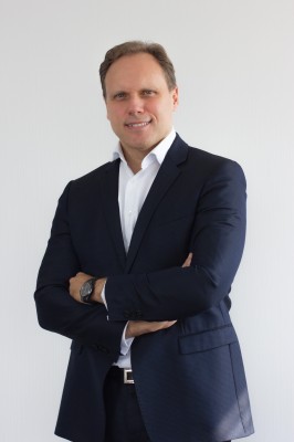 El economista Daniel Lacalle imparte una conferencia en el Cámara Business Club 