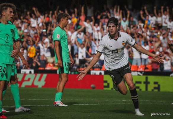 Javi Guerra nominado a mejor jugador sub23 y a mejor gol del mes de septiembre