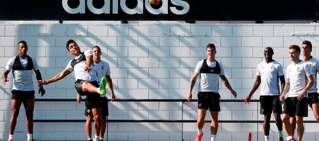 Enzo Pérez y Abdennour vuelven a la lista ante el Alavés