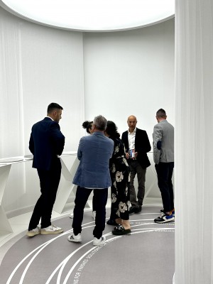 Gran afluencia en el 'stand' de Esmalglass-Itaca durante la celebración de Cersaie