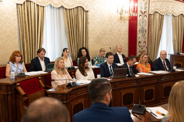 El PP, ¿defenderá el castellano en Alicante?