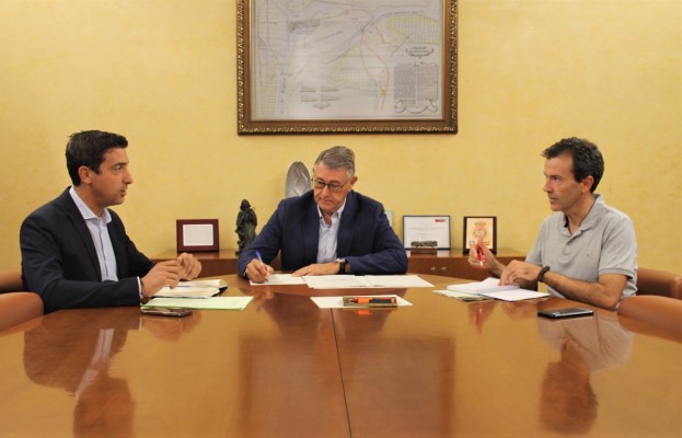 La CHS plantea al Ayuntamiento de Blanca una limpieza común del río en tramos de competencia municipal