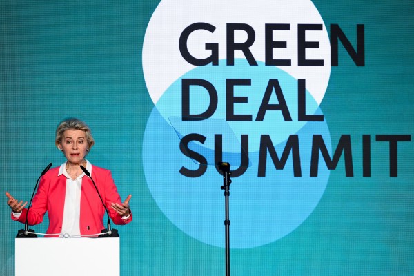 Von der Leyen admite el peso de la nuclear y dice que el mix energético será prerrogativa nacional
