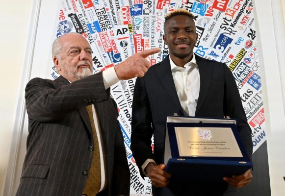 El presidente del Nápoles Aurelio de Laurentiis, investigado por plusvalías ficticias en el fichaje de Oshimen
