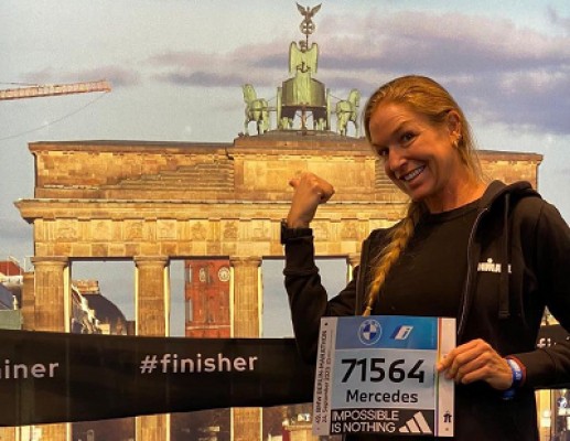 Mercedes Velasco bate en Berlín el récord regional absoluto femenino de maratón 