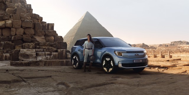 El nuevo Ford Explorer Eléctrico, listo para dar la vuelta al mundo con la aventurera Lexie Alford, que bate récords