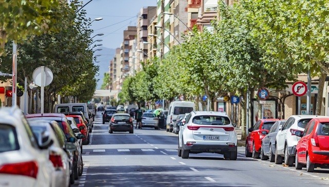 Vila-real instal·la nous enllumenats led per a potenciar l'atractiu comercial i fomentar l'estalvi