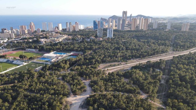 Toni Pérez hace balance de los 100 primeros días de su tercer mandato en Benidorm