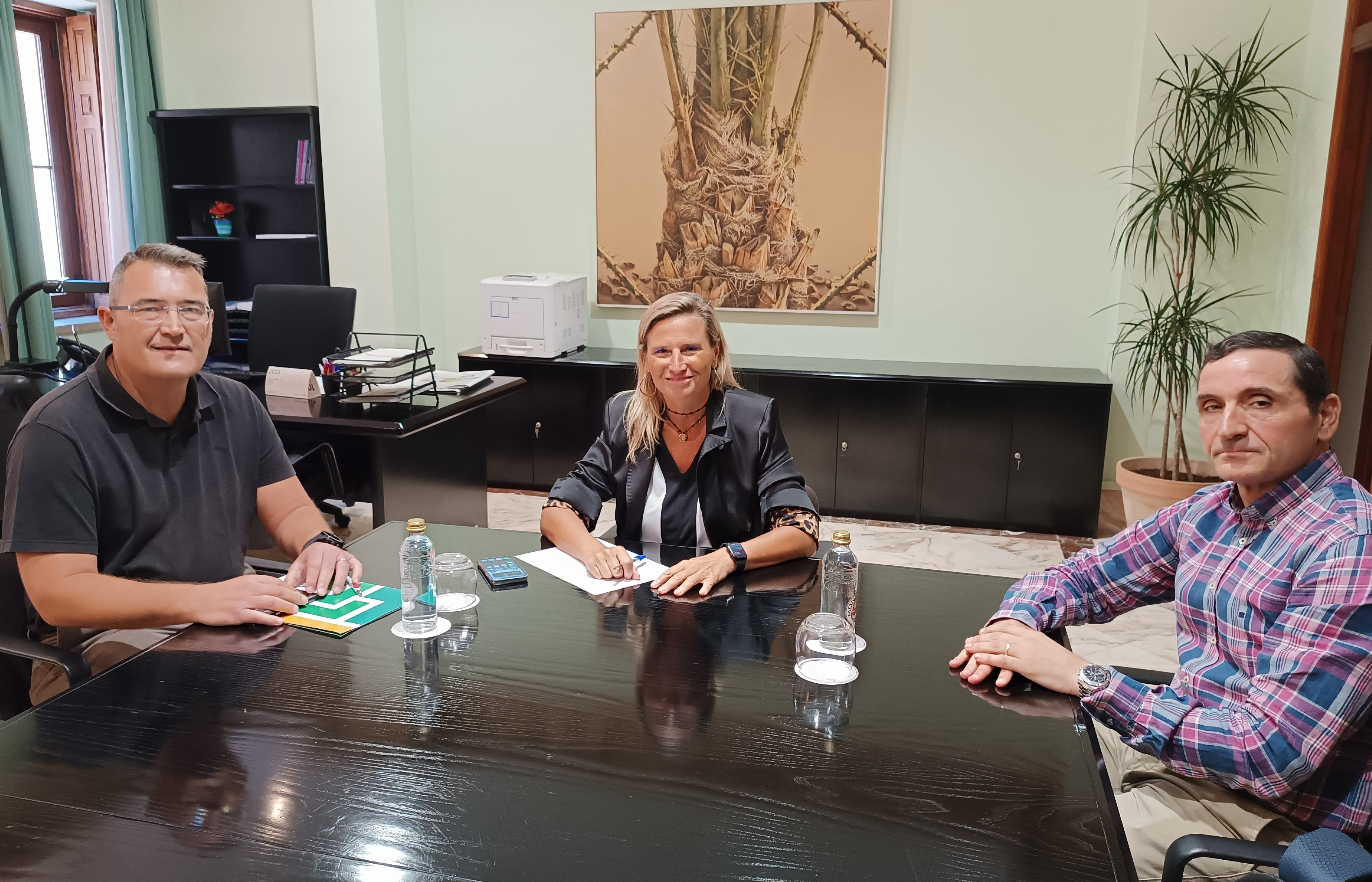 Los constructores de Castellón trasladan al Consell la necesidad de activar suelo público para viviendas