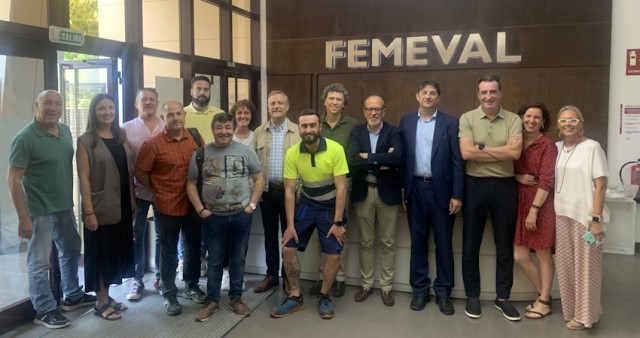 Femeval y los sindicatos firman el convenio colectivo del comercio del metal en Valencia hasta 2025