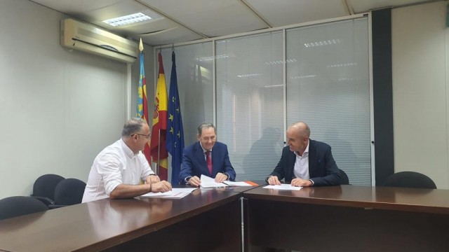 Moncofa incrementará la frecuencia del autobús a
Castellón antes de final de año