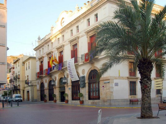 La Sindicatura de Comptes revela irregularidades en la gestión del Ayuntamiento de Sagunt en 2021 y 2022