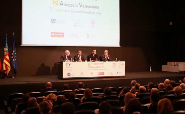 Los abogados valencianos lamentan la inseguridad jurídica que genera la 