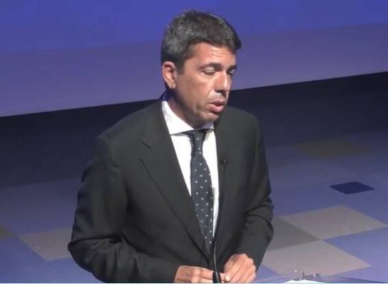 Mazón viaja a Bolonia para apoyar al sector cerámico y defender su calidad y potencia