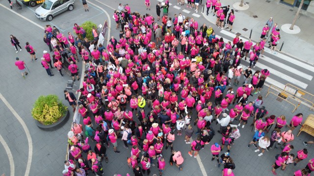 Más de 700 personas reivindican el estilo de vida saludable en la marcha 'Caminant per Onda' 

