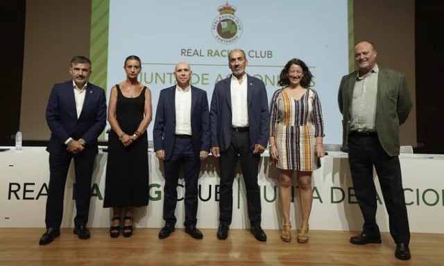 El nuevo Consejo de Administración del Racing logra el apoyo unánime de los accionistas
