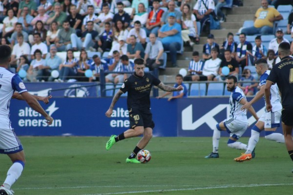 El Castellón se exhibe en la segunda parte y logra una goleada que le mantiene en lo más alto