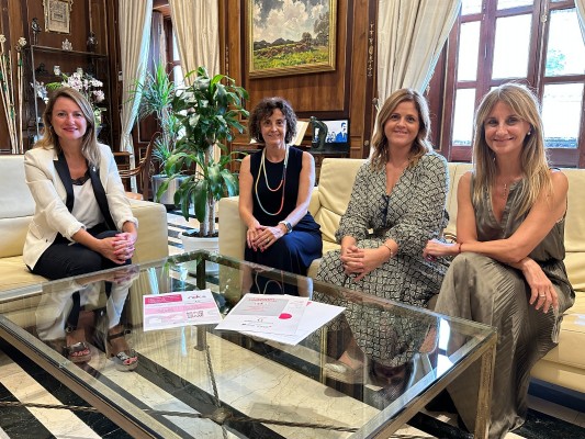 Carrasco muestra su apoyo a la I Jornada de la Asociación Networking Directivas y Empresarias