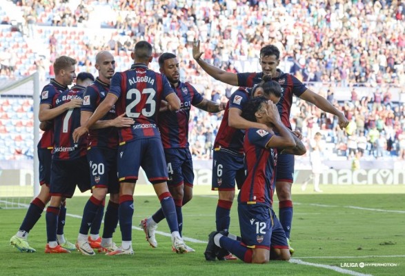 Bouldini y Fabricio bastan ante el Eldense

