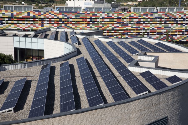 La UJI cierra el verano con el menor consumo energético de los últimos 20 años