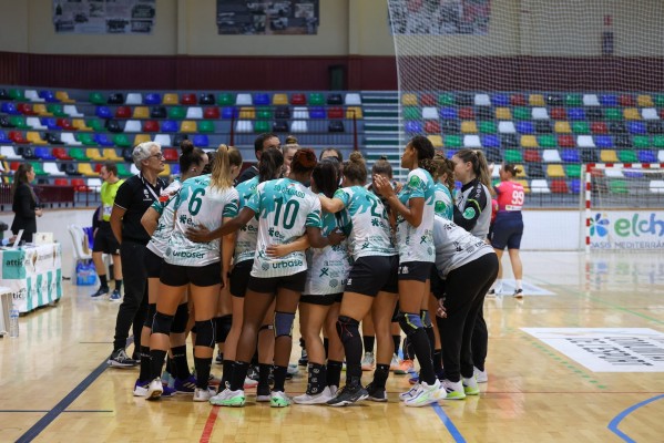 El Atticgo BM Elche aplasta al HC Byala búlgaro