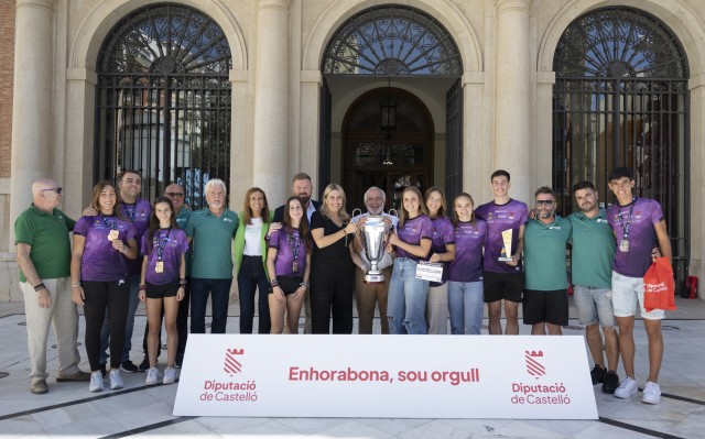 Diputación y Ayuntamiento reciben al Playas de Castellón tras proclamarse campeón de Europa sub20