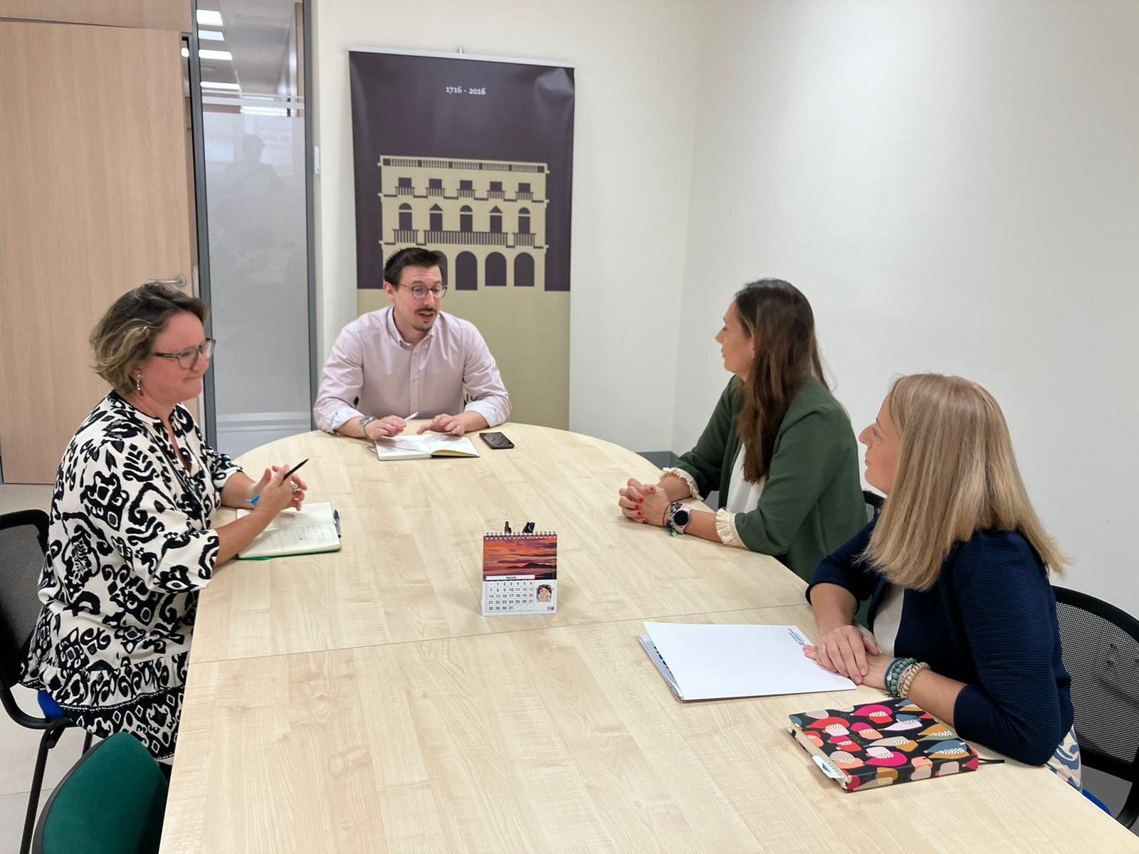 Fundación Iniciativa Social presenta un proyecto para centros escolares en áreas de vulnerabilidad
