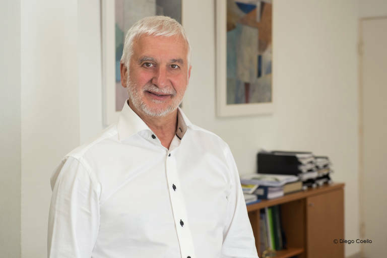 La jueza abre diligencias previas y cita al exalcalde de Altea como investigado por el cese del intendente