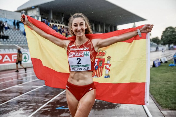 Claudia Conte reaparece en una catedral del atletismo