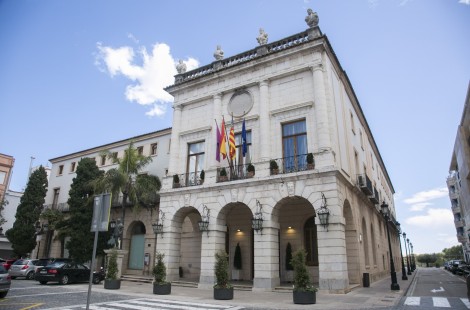 ¿Cuánto debe tu municipio? Tres ayuntamientos valencianos, entre los cien con más deuda de España