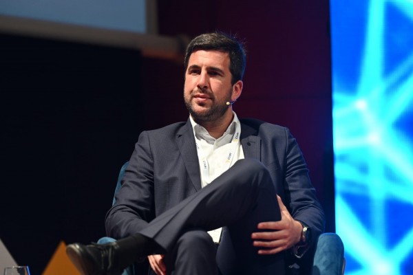 Cox Energy inicia el proceso para la integración del negocio de energía de Abengoa