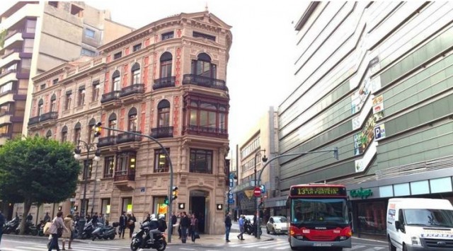 La Audiencia de Valencia absuelve a los peritos que tasaron el edificio que alberga Apple