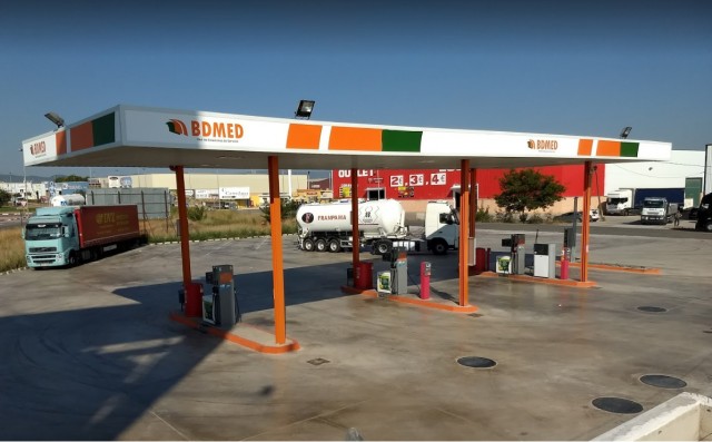 BDMed factura 110 millones por el alza del petróleo y abre estaciones en Madrid, Sevilla y Valencia
