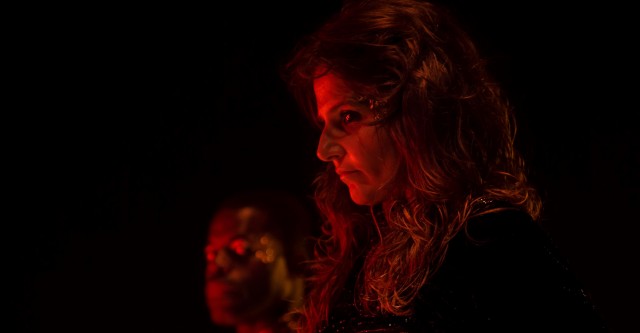 La coreógrafa Poliana Lima inaugura  con 'Oro Negro' el ciclo de danza experimental del Centro Párraga de Murcia