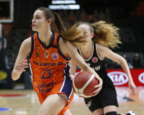 El Valencia Basket espera la madurez de Contell, la movilidad de Fingall y la dureza de Hempe
