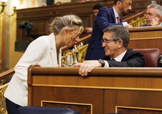 El Gobierno solivianta a sus socios nacionalistas al plantear priorizar el catalán al euskera y el gallego
