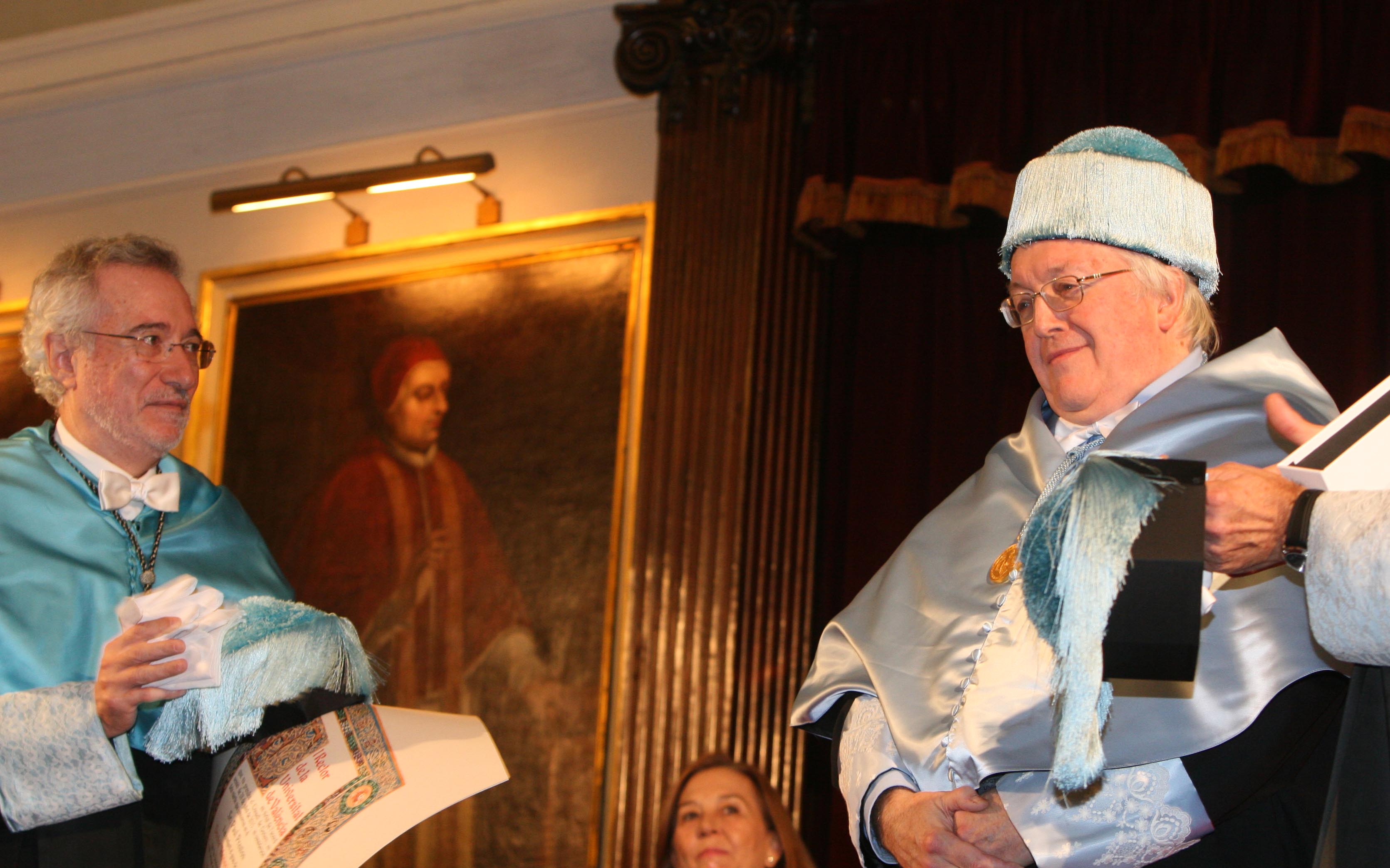 El hispanista Paul Preston, nuevo 'honoris causa' por la Universitat de València