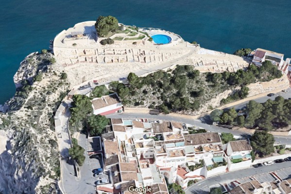 El PSOE acusa al PP de Benidorm de facturar a una empresa el trabajo realizado por un funcionario