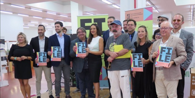 El festival FILE se estrena en la Región con 40 actos y autores como Elvira Lindo, Santiago Posteguillo o Carlos Boyero