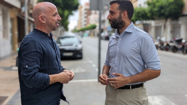 Sagunt acuerda con la Asociación de Comerciantes 9 de Octubre atrasar la intervención del carril bici 