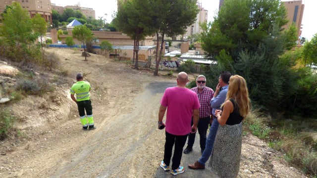 Benidorm creará una nueva zona recreativa de 3.000 metros cuadrados en La Cala