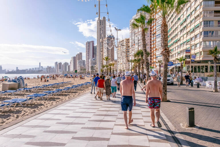 Benidorm estira la temporada con una primera quincena de septiembre al 88,4% de ocupación