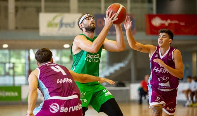 El Amics Castelló inicia la pretemporada con derrota en la pista del Força Lleida (72-65)