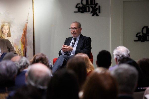 Nicolás Redondo dice que no ha recibido del PSOE la notificación de expulsión